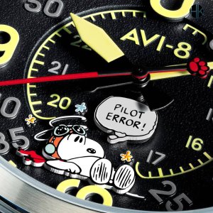 AVI 8 SPITFIRE SMITH SNOOPY PEANUTS FLYING ACE PILOT ERROR LIMITED EDITION Otomatik Erkek Kol Saati